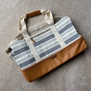 DSW Brand New Striped Canvas Weekender Travel Bag With Shoe Compartment